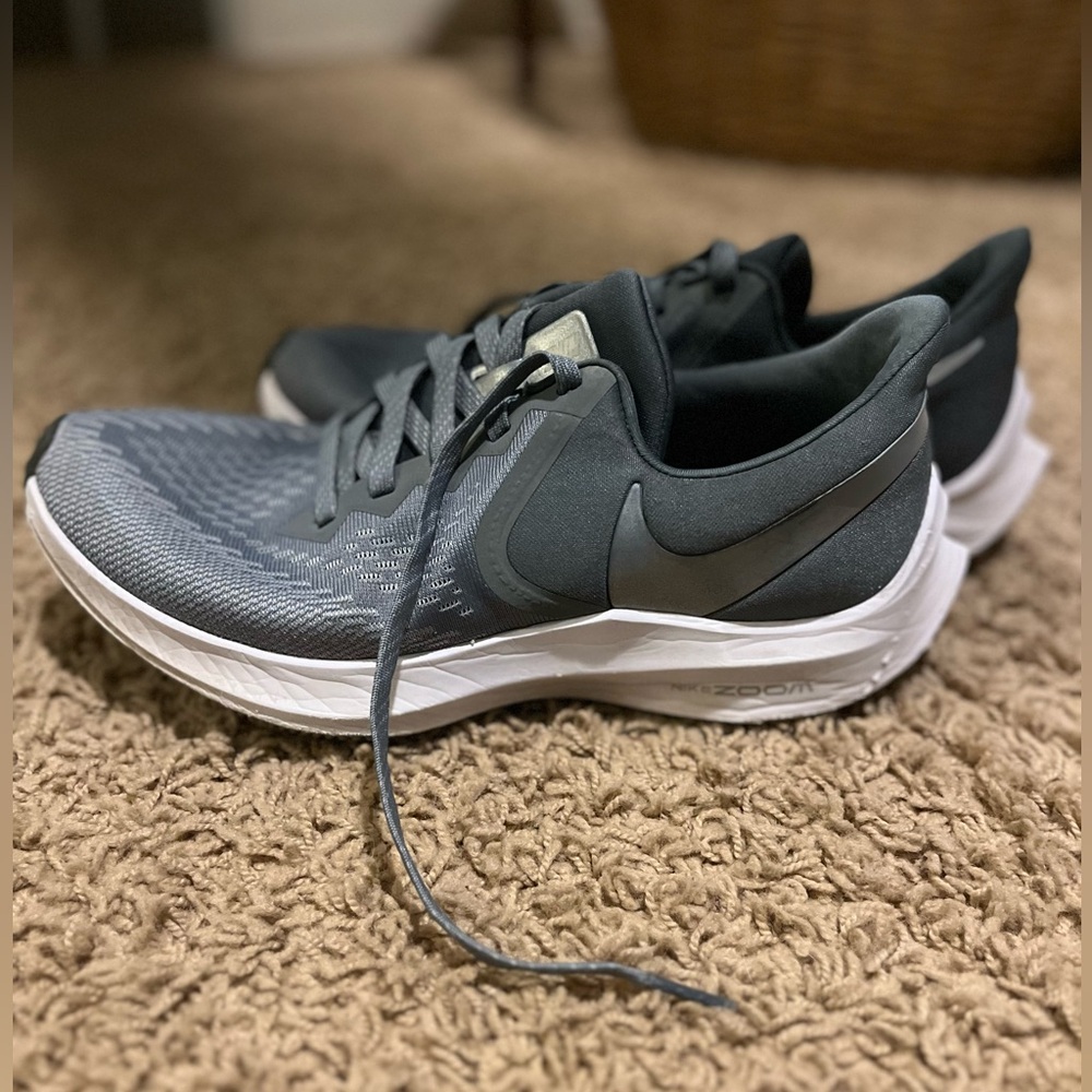Nike Womens Air Zoom Pegasus 38 Running Shoes